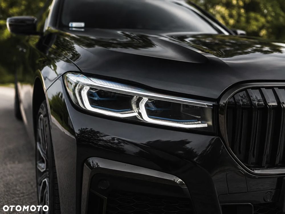 BMW Seria 7 750i xDrive - 7