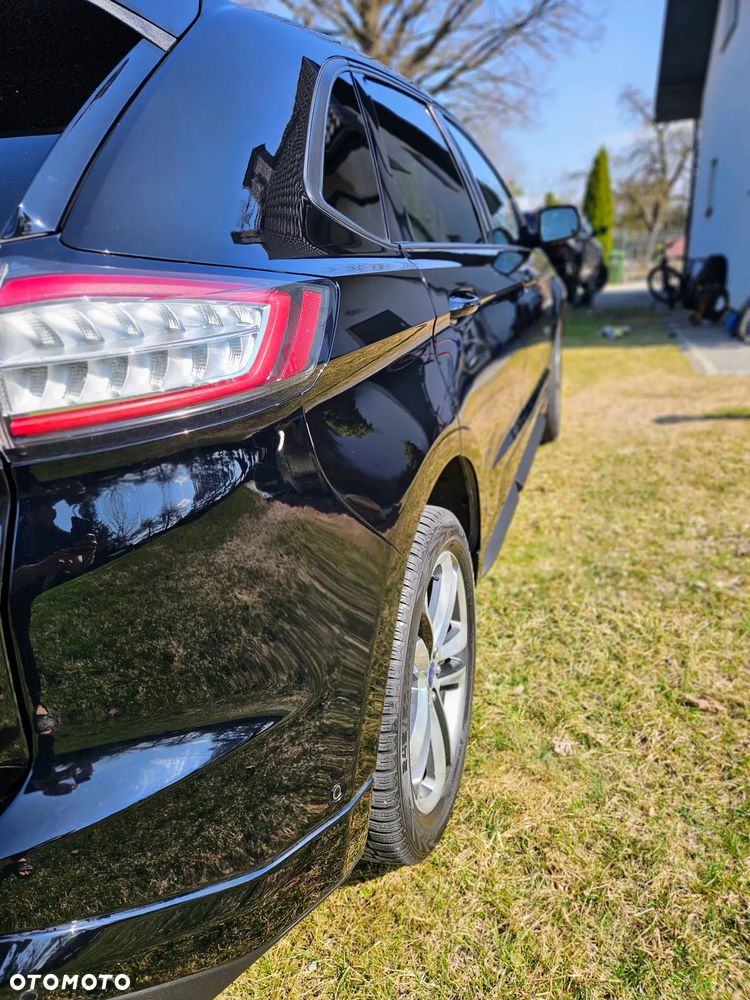 Ford Edge - 16