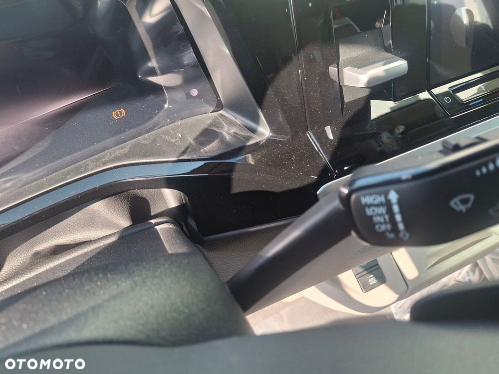 Volkswagen Multivan - 34