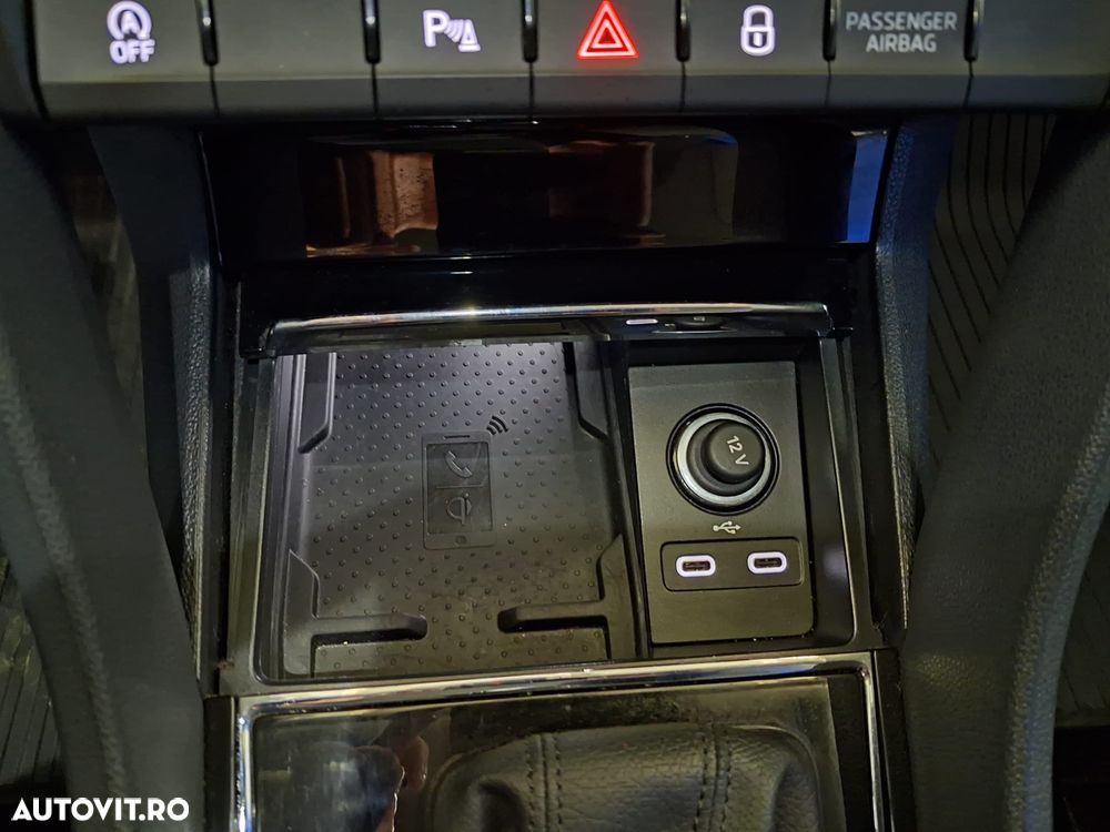 Skoda Karoq 1.5 TSI DSG Style - 28