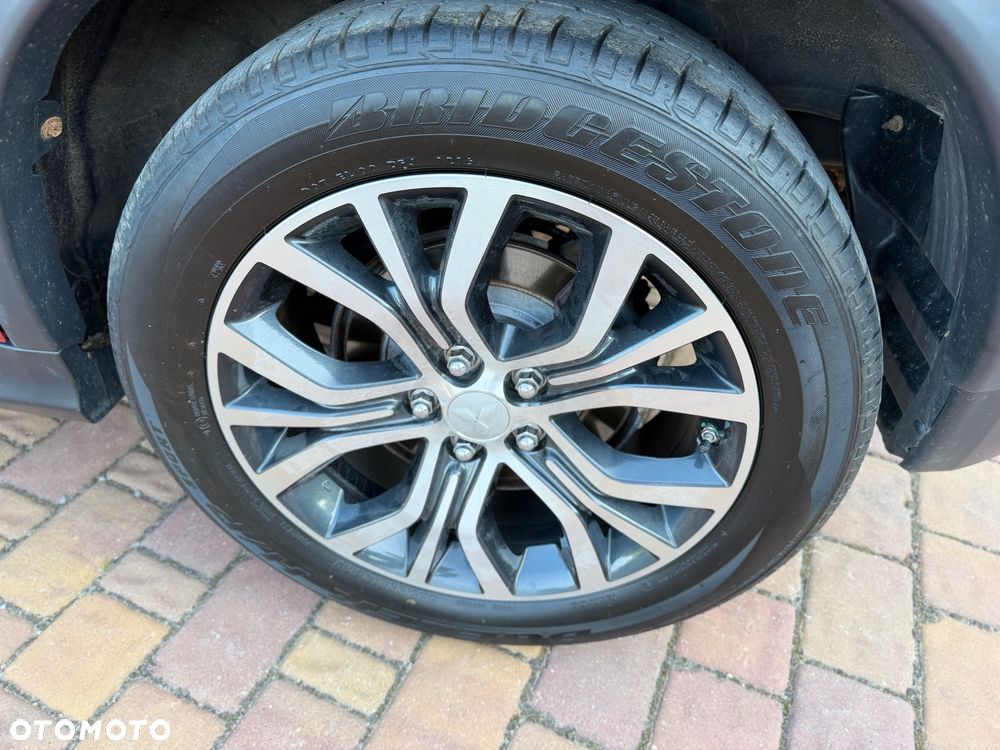 Mitsubishi ASX 1.6 Intense Plus Navi Blue Edition - 33