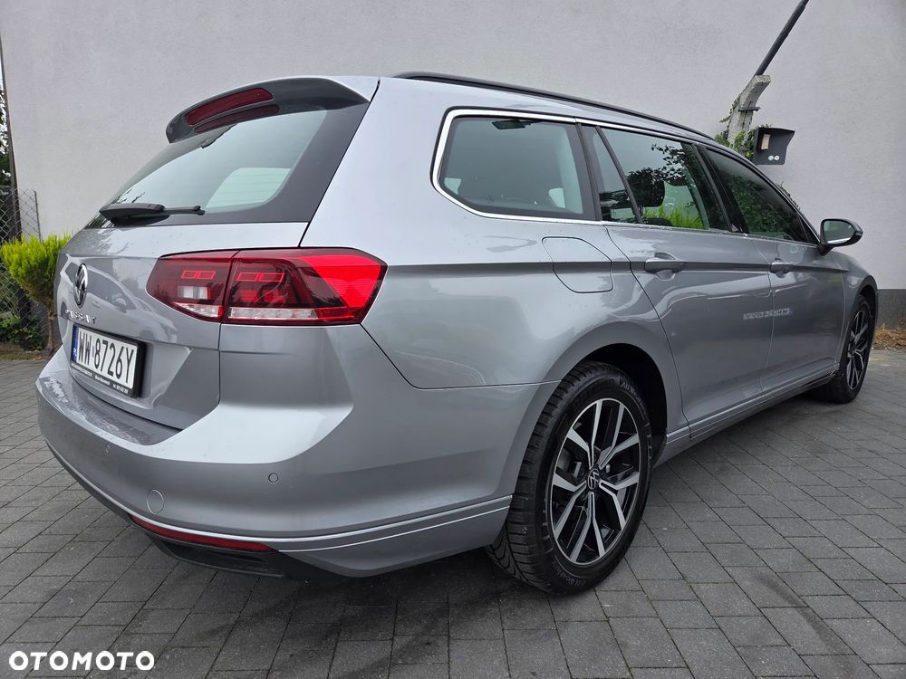 Volkswagen Passat - 9