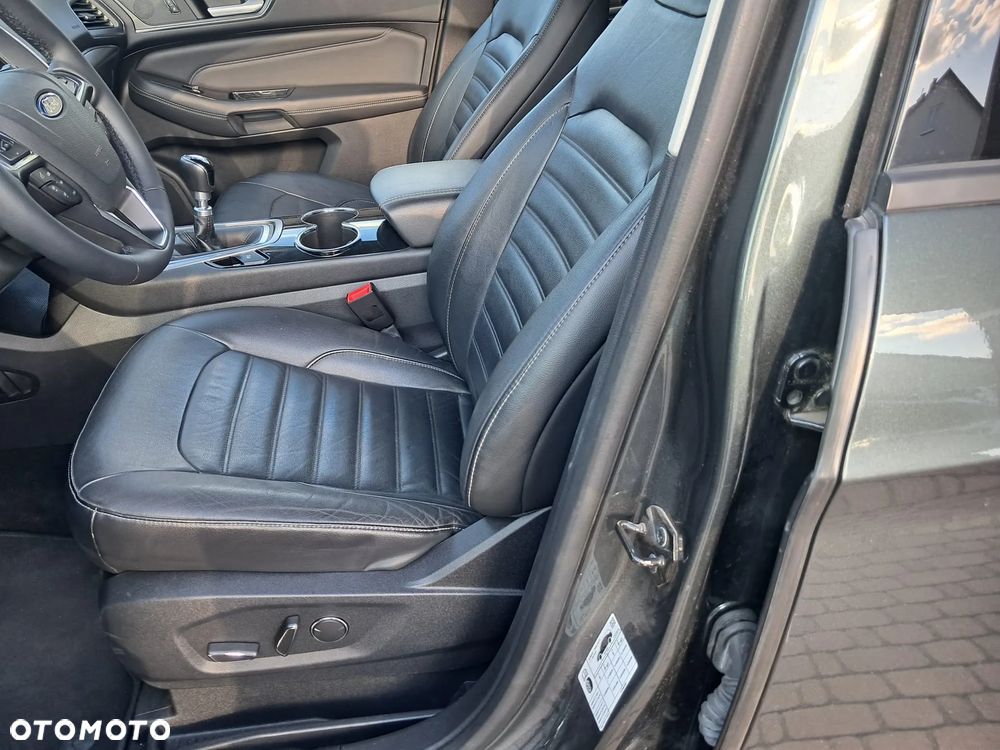 Ford Galaxy 1.5 EcoBoost S&S TITANIUM - 11