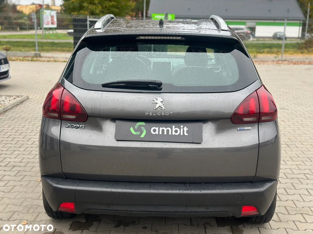 Peugeot 2008 - 6