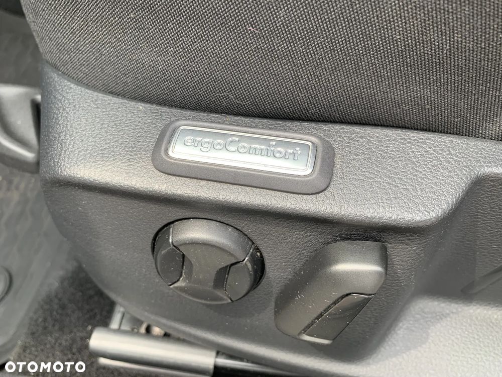 Volkswagen Passat 1.5 TSI EVO Business DSG - 23