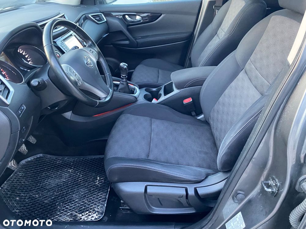 Nissan Qashqai 1.6 DIG-T N-Connecta - 23