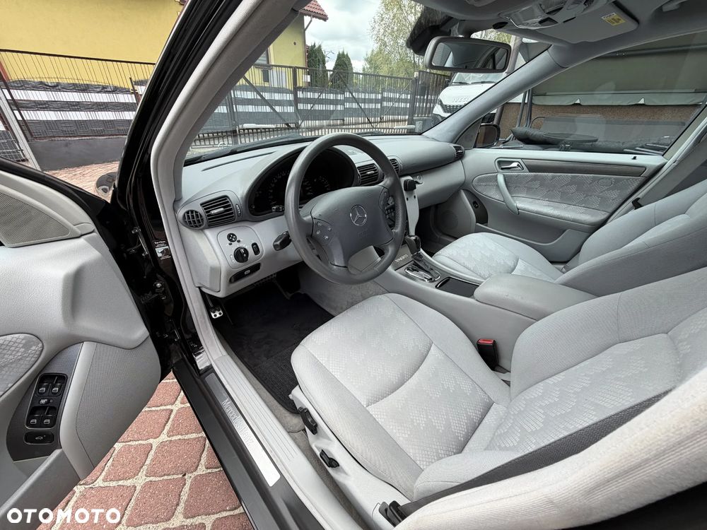 Mercedes-Benz Klasa C 200 Kompressor Automatik Avantgarde - 22