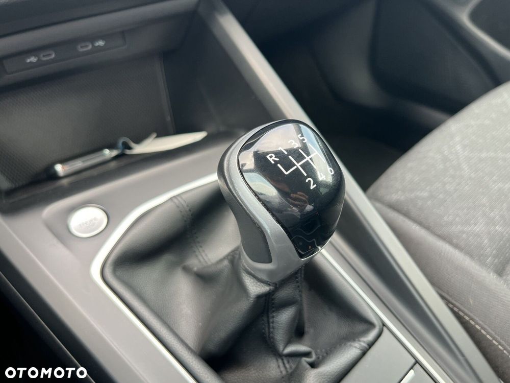 Volkswagen Golf 1.5 TSI EVO Life - 27