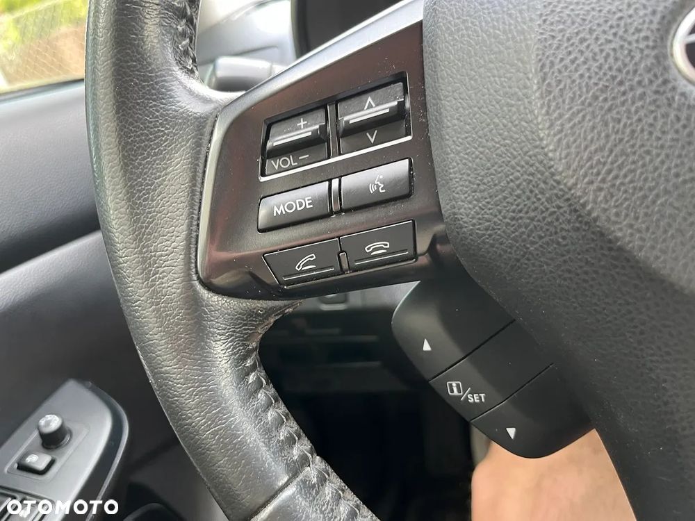 Subaru XV 2.0i Exclusive - 16