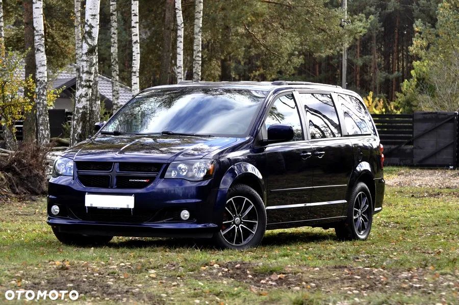 Dodge Grand Caravan - 5