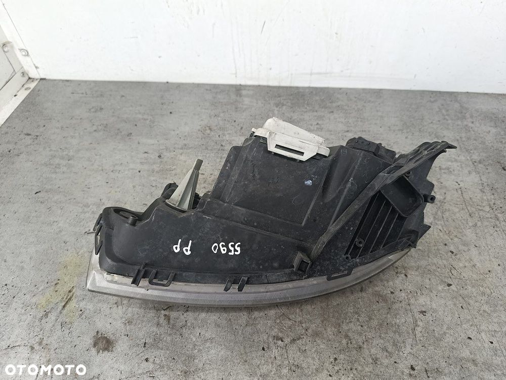 LAMPA PRZÓD PRAWA OPEL CORSA C 13237262 - 3