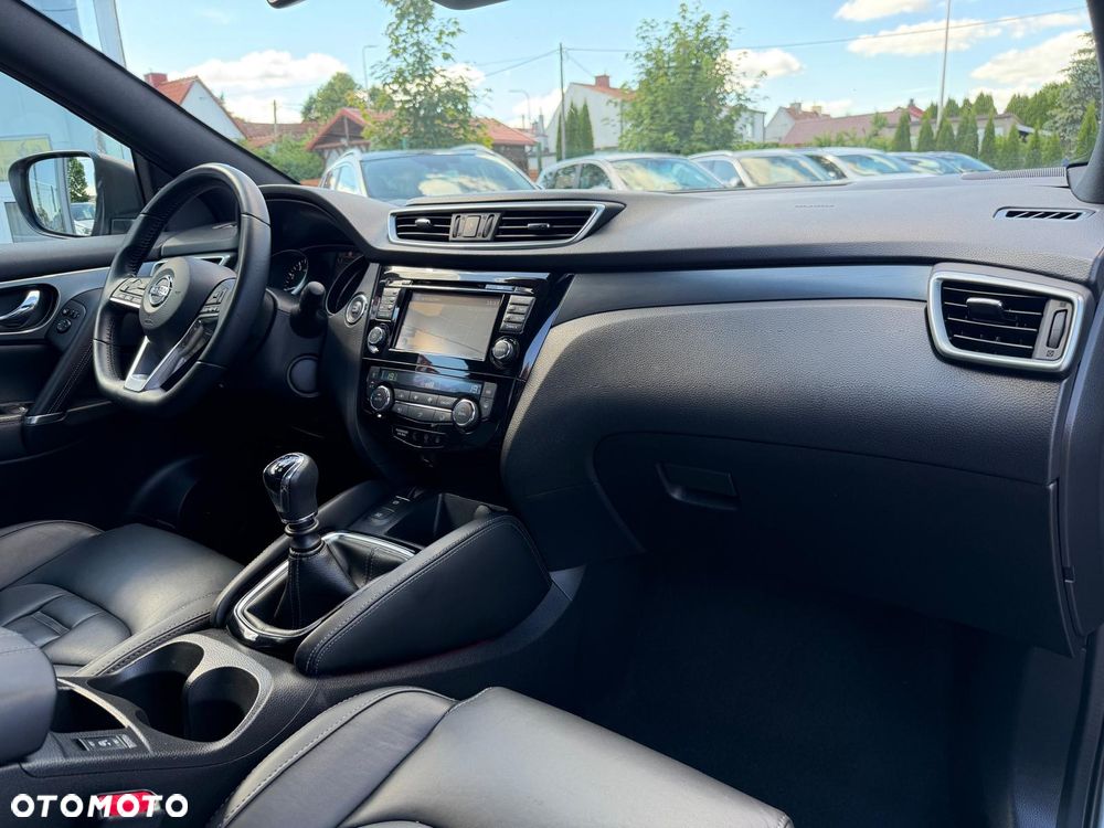 Nissan Qashqai 1.2 DIG-T Tekna+ - 16