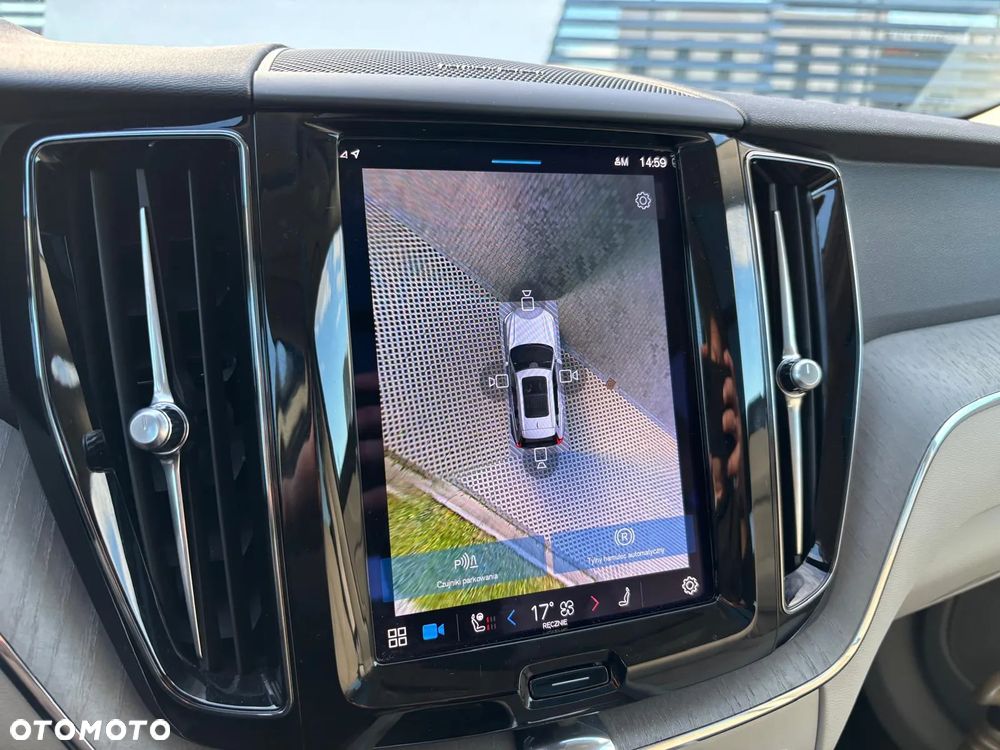 Volvo XC 60 B5 B AWD Core - 17