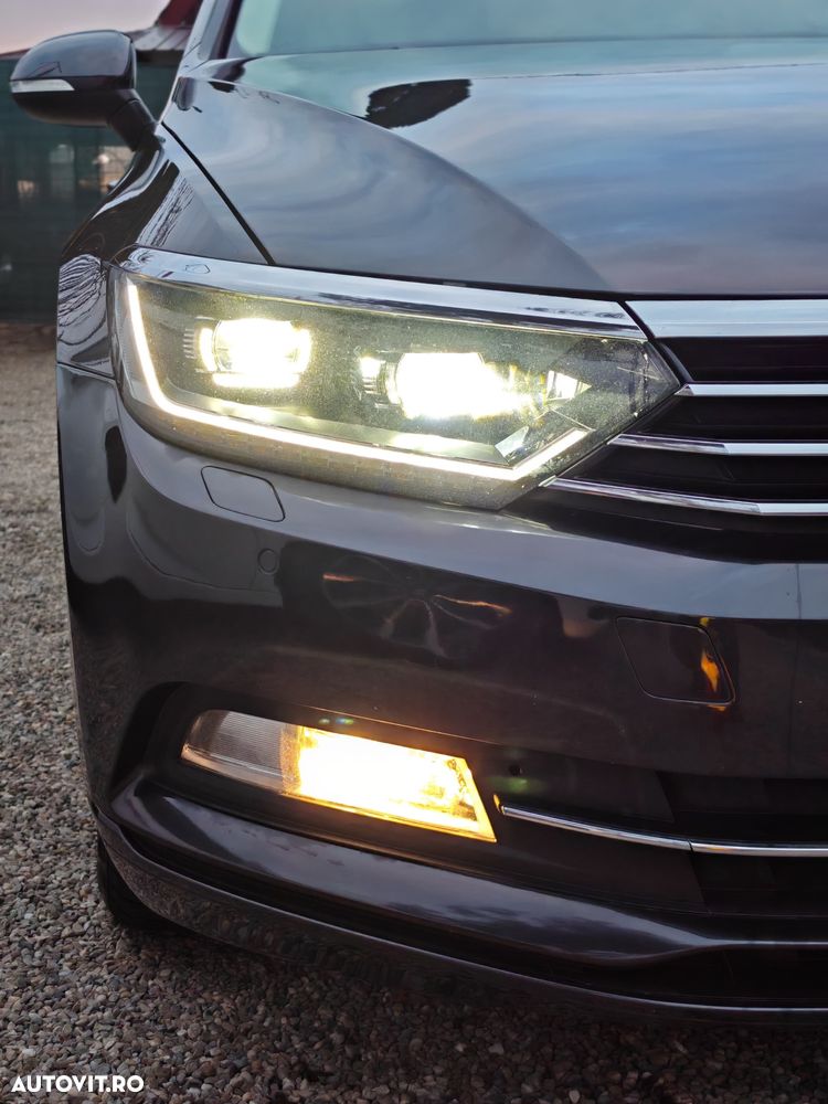 Volkswagen Passat - 37