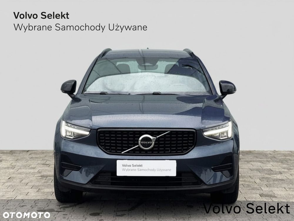 Volvo XC 40 - 3