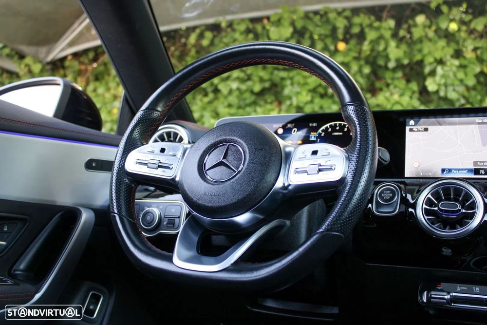 Mercedes-Benz CLA 250 e Shooting Brake AMG Line - 12