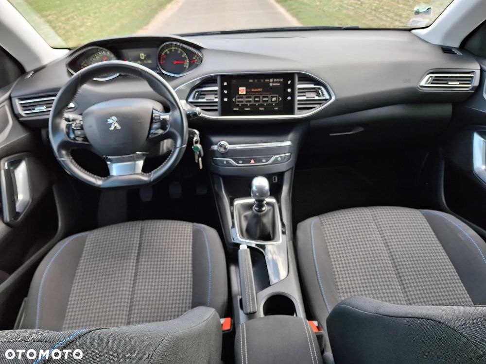 Peugeot 308 PureTech 110 Stop & Start Style - 34