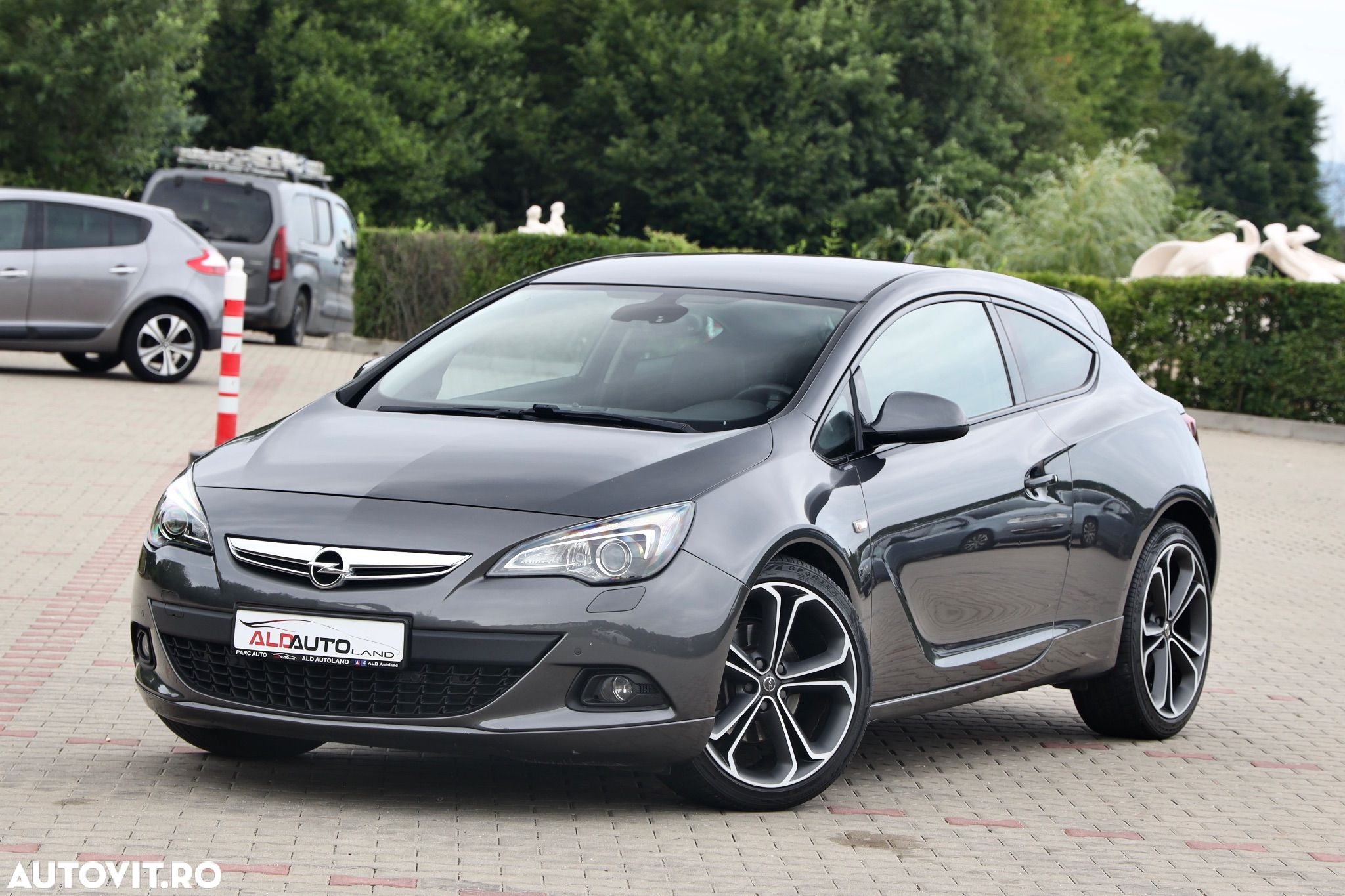 Opel Astra GTC 2.0 CDTI ecoFLEX Start/Stop Active - 1