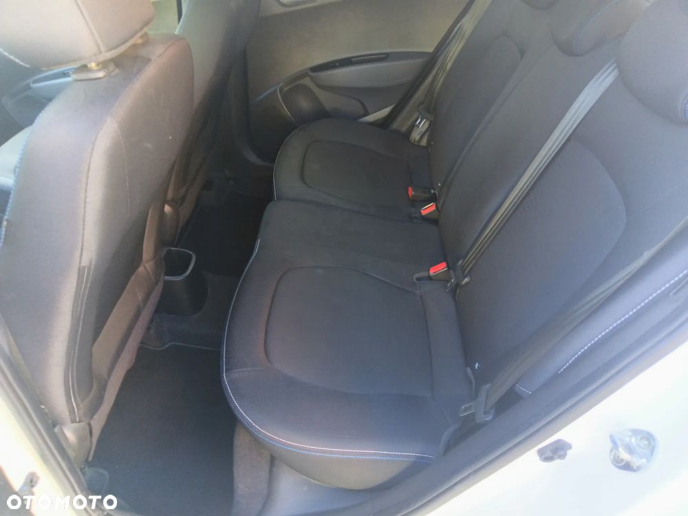 Hyundai i10 1.0 Premium - 6