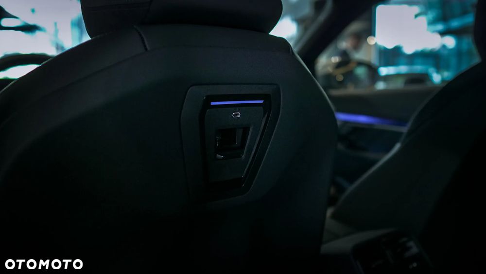 BMW Seria 5 550e xDrive PHEV M Sport - 21