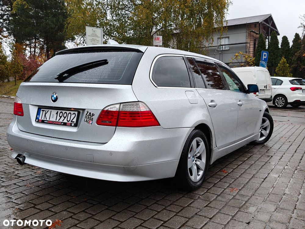 BMW 5 Series 2007 photo 2