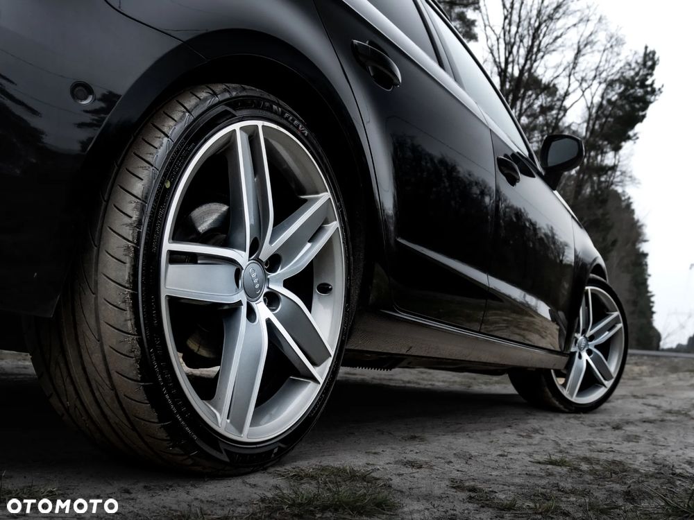 Audi A3 Sportback 2.0 TDI S line Sportpaket - 8