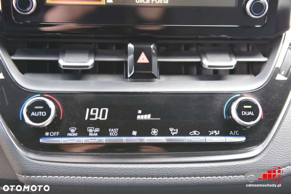 Toyota Corolla - 30