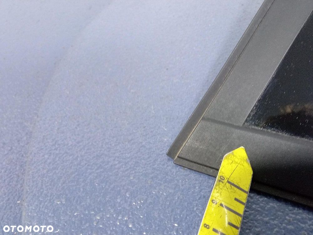 HYUNDAI BAYON SZYBA KAROSERYJNA PRAWY TYŁ 87820Q0710 - 9