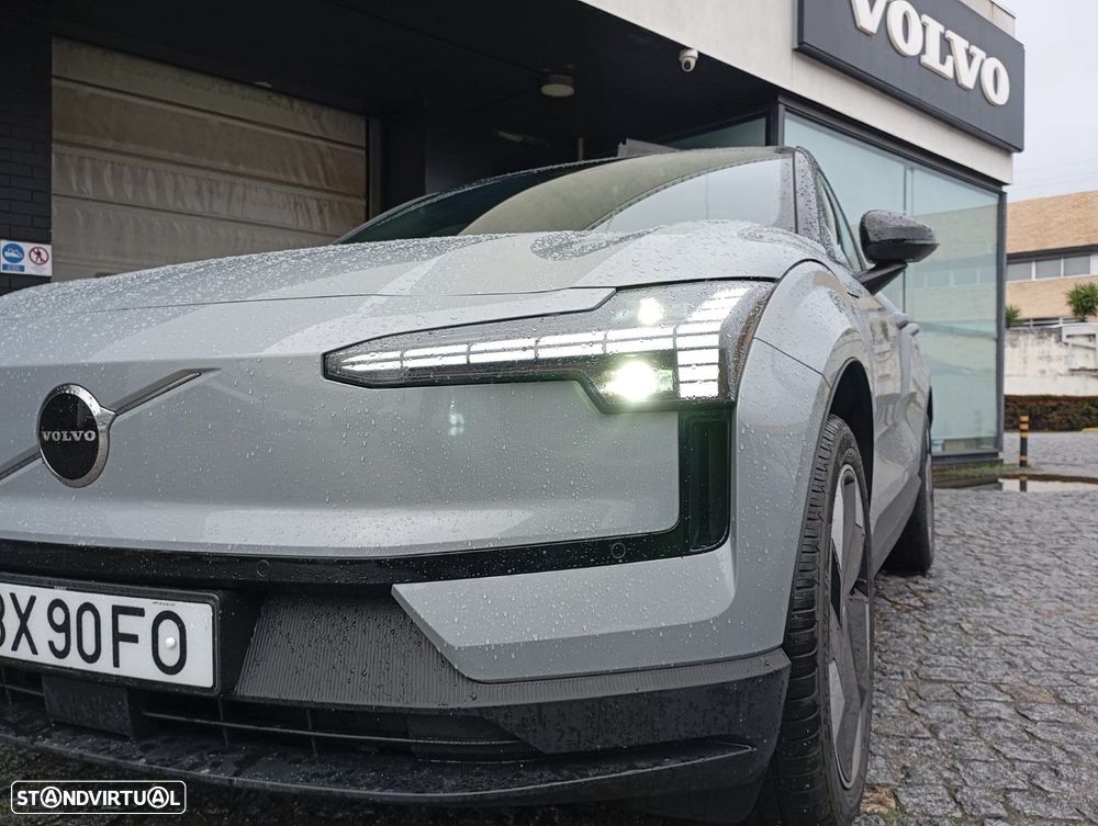 Volvo EX30 51 kWh Single Motor Plus - 9