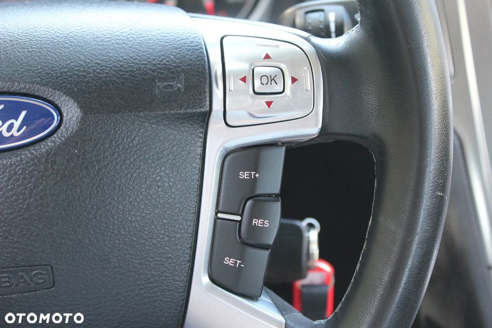 Ford Mondeo - 29