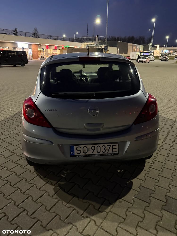 Opel Corsa 1.2 16V Enjoy - 3