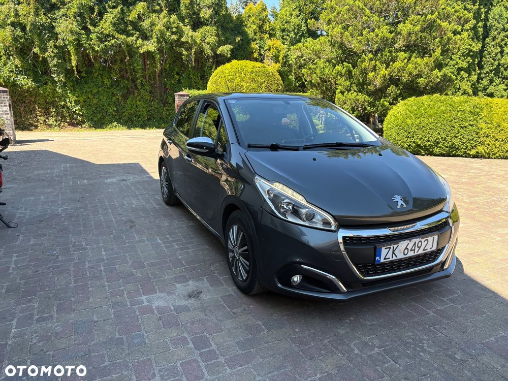 Peugeot 208 1.2 PureTech Style - 1
