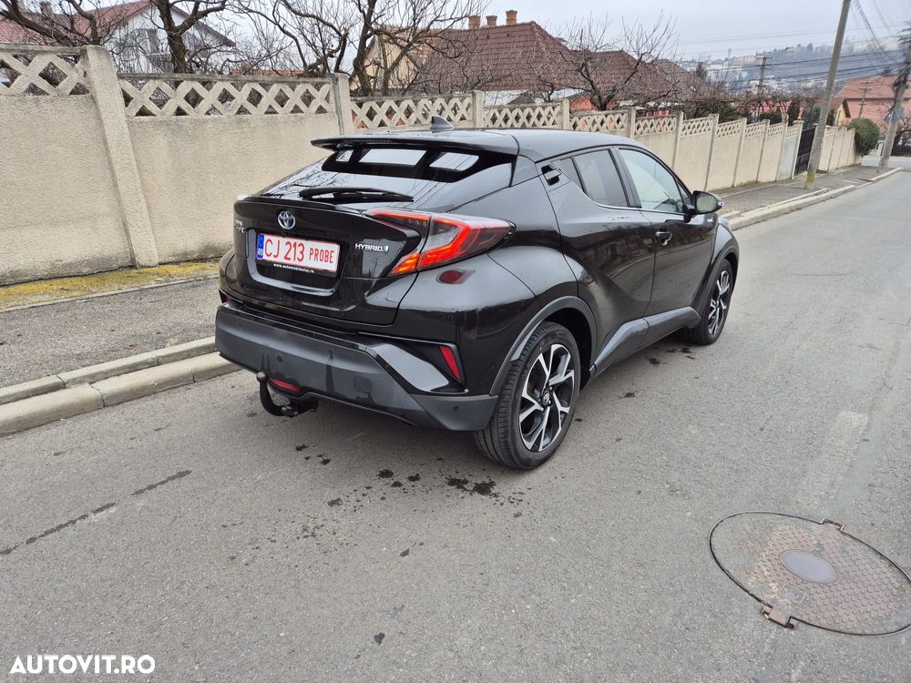 Toyota C-HR Hybrid Style - 13
