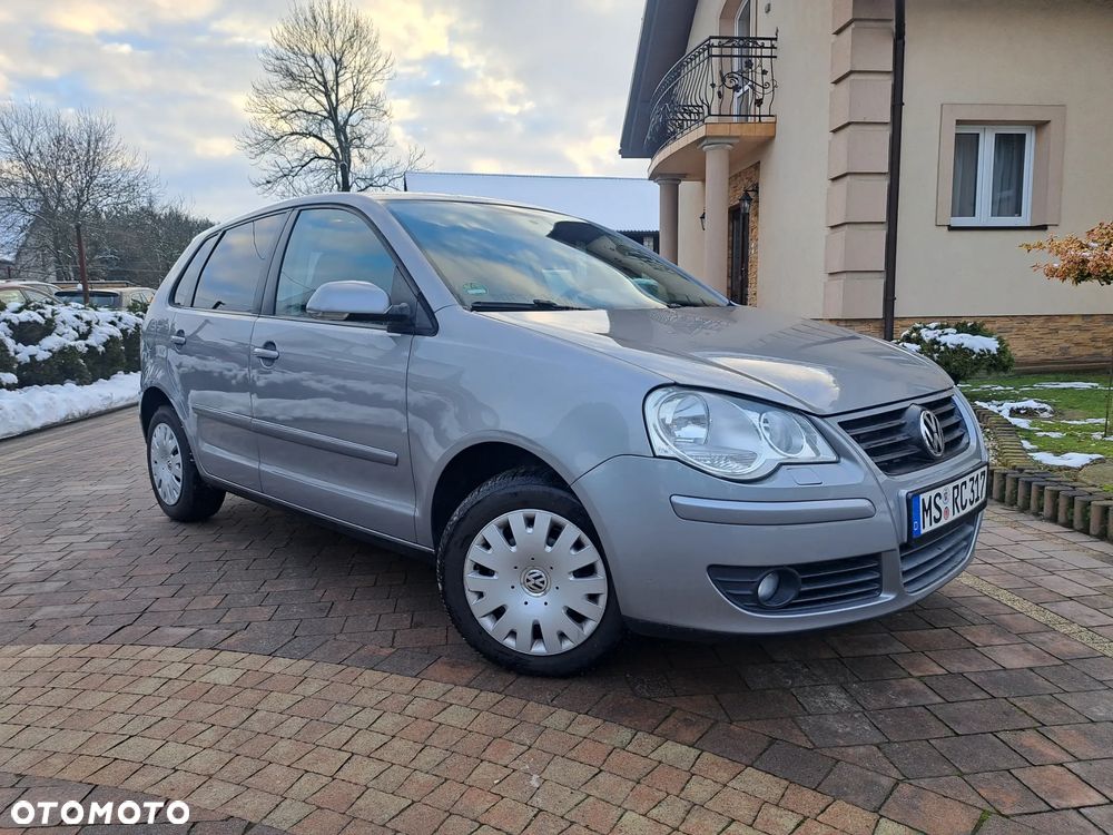 Volkswagen Polo 1.6 Tour - 10