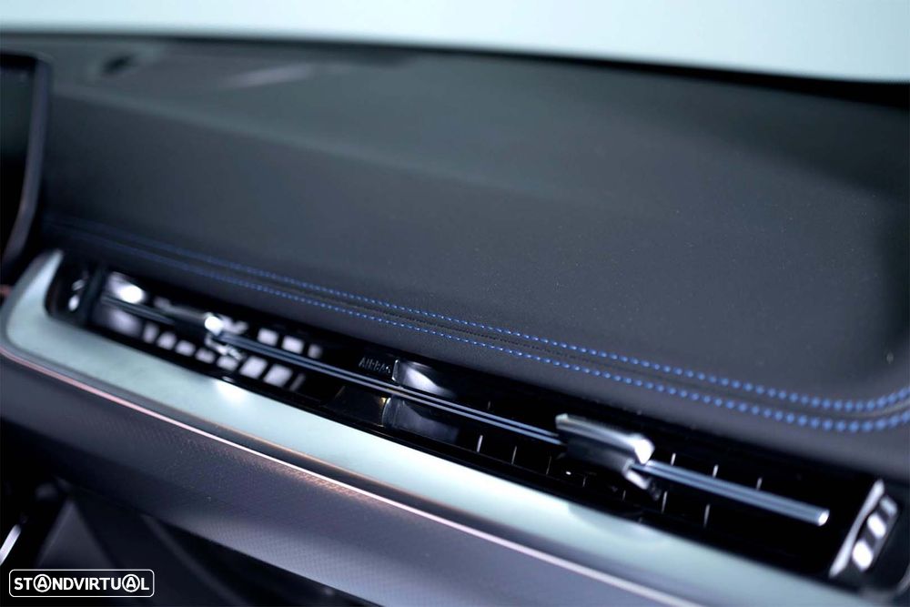 BMW iX1 xDrive30 Pack Desportivo M - 42