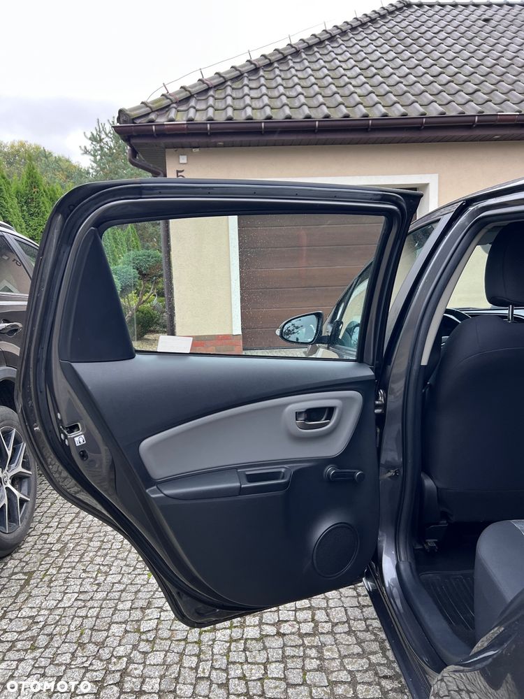 Toyota Yaris 1.33 Premium - 15