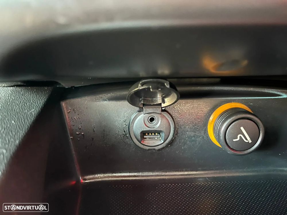 Citroën C4 1.6 HDi Attraction - 26