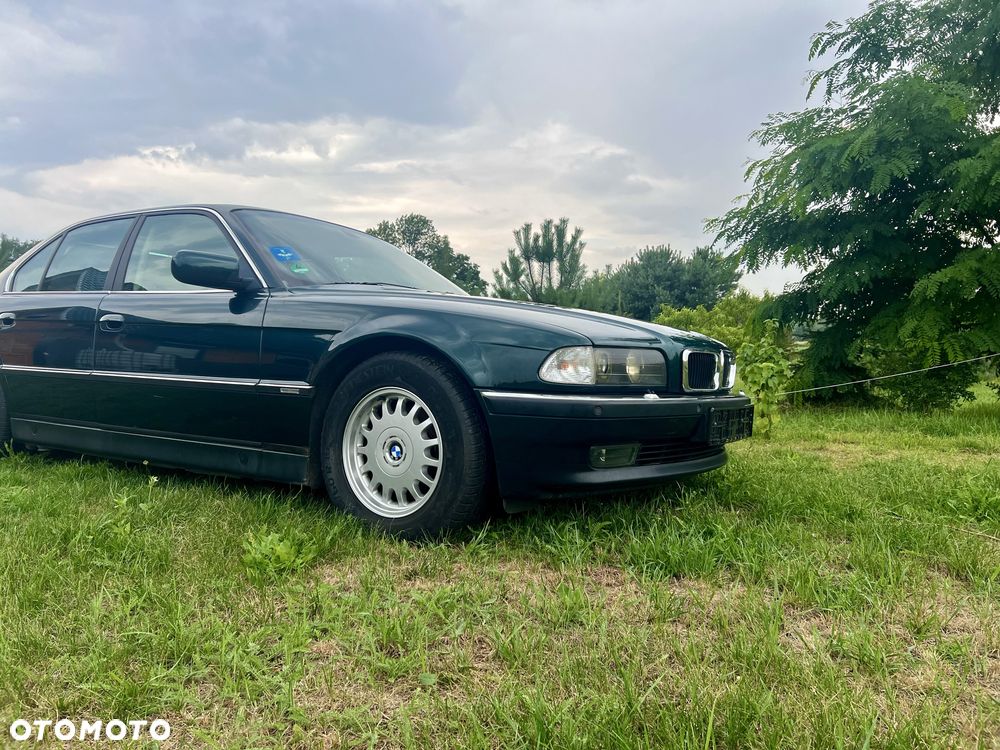 BMW Seria 7 - 4