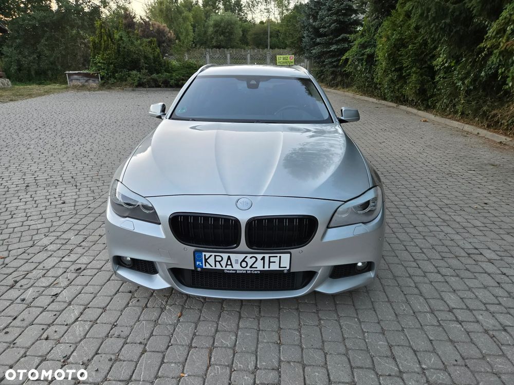 BMW Seria 5 530d xDrive Sport-Aut Luxury Line - 13