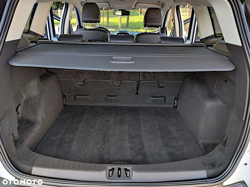 Ford Kuga 2.0 TDCi 4x2 Titanium - 26