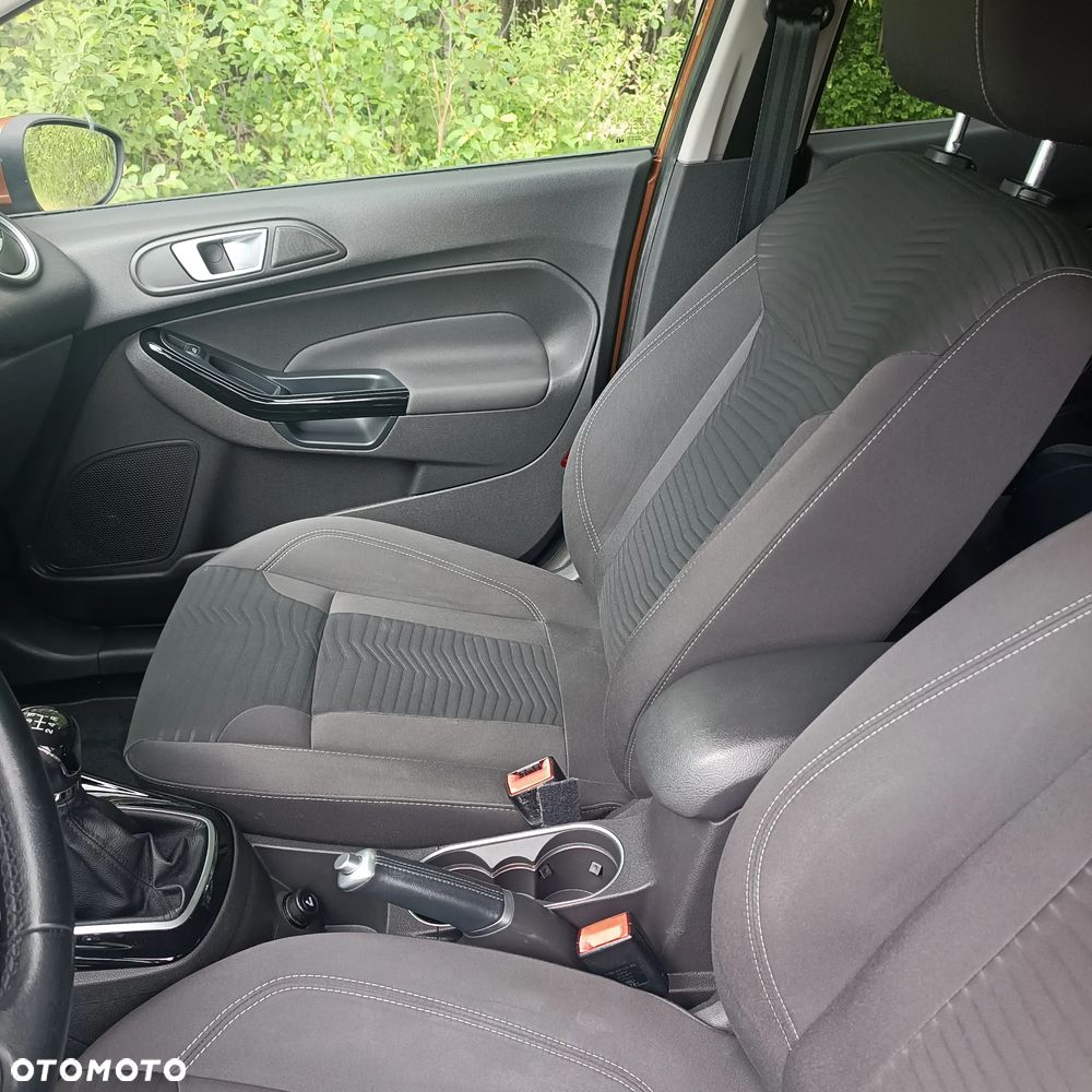 Ford Fiesta 1.0 EcoBoost Titanium - 14