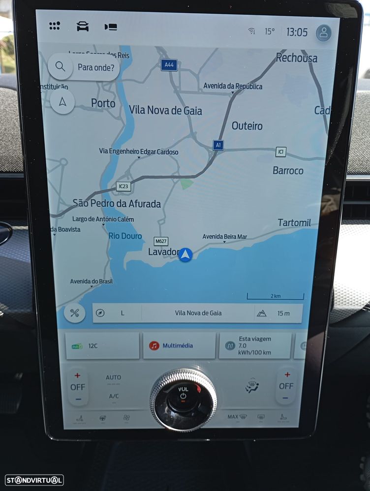 Ford Mustang Mach-E 75.7 kWh Premium AWD - 27