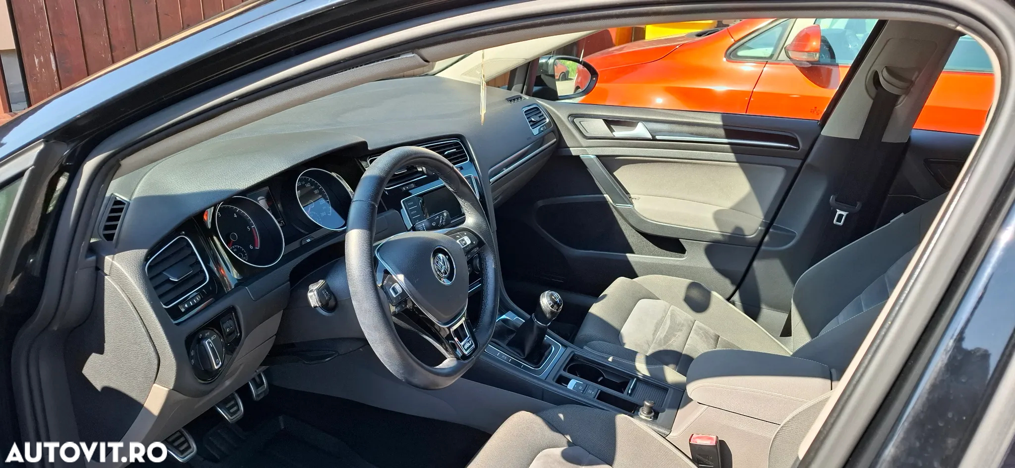 Volkswagen Golf 1.6 TDI DPF 4M BMT Comfortline - 5