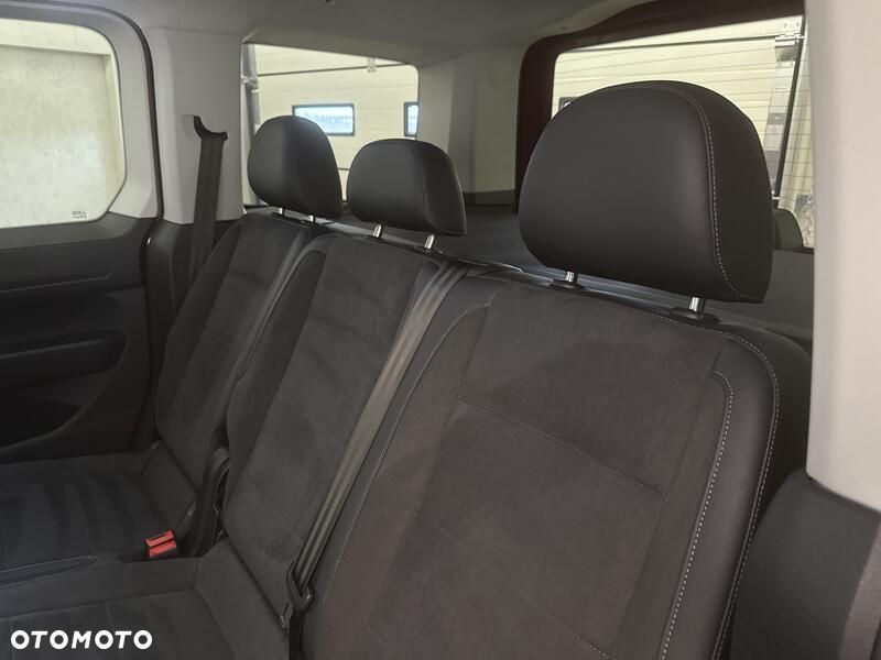 Volkswagen Caddy 2.0 TDI Style DSG - 20