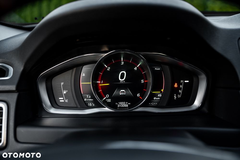 Volvo V70 D4 Geartronic Summum - 29