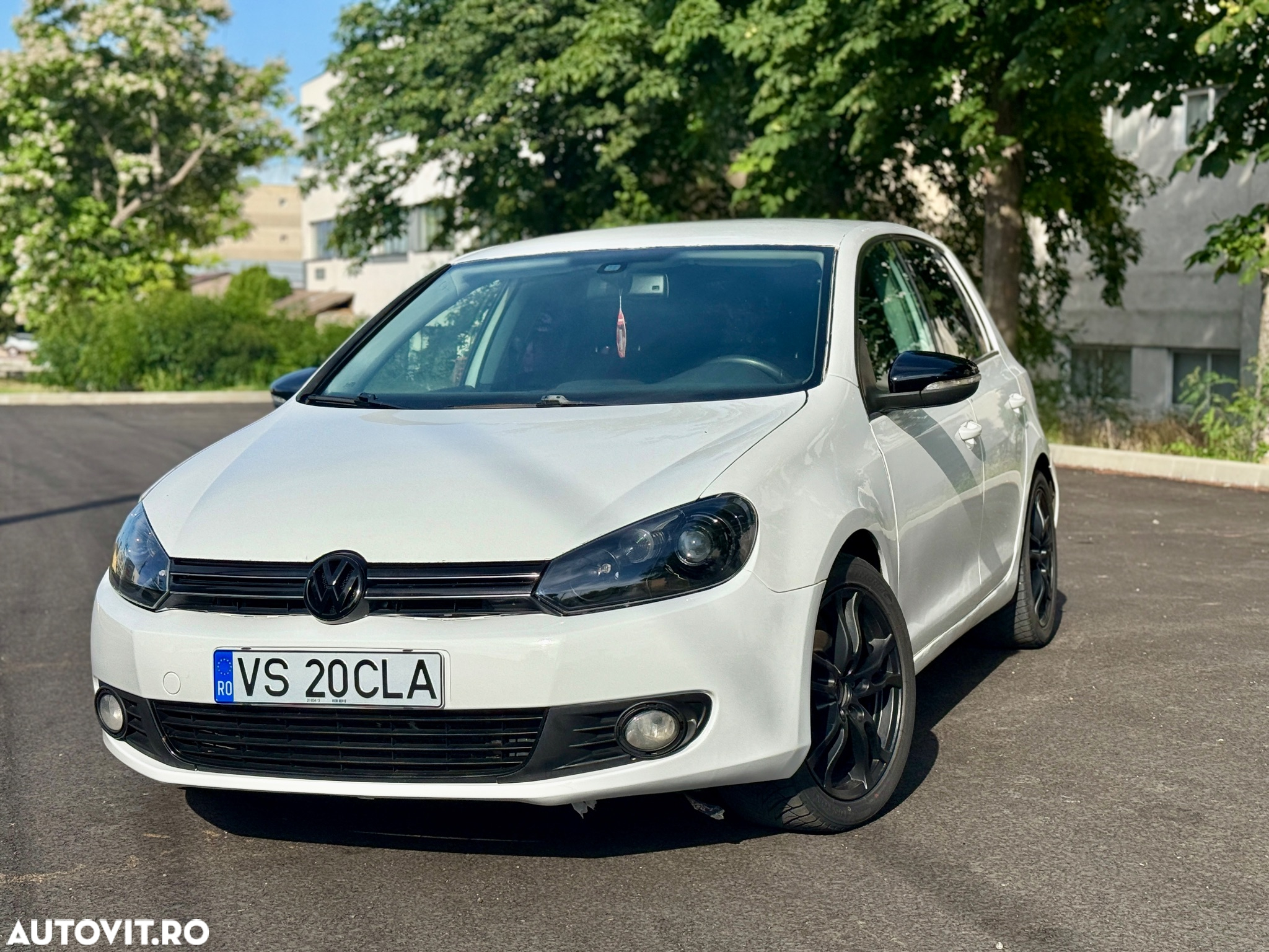 Volkswagen Golf 1.6 TDI DPF Comfortline - 10