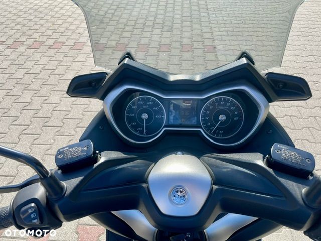 Yamaha X-max - 8
