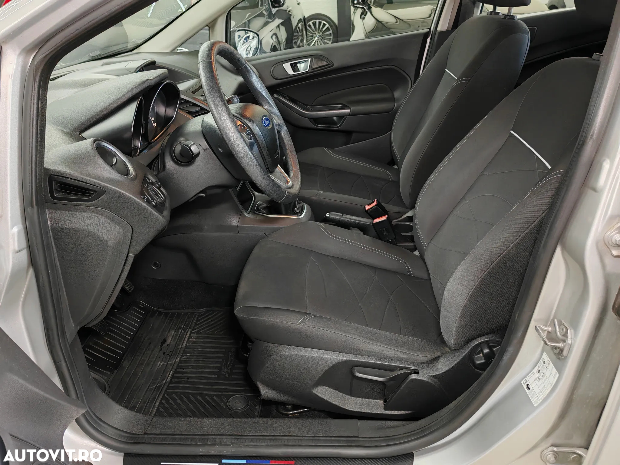Ford Fiesta 1.0 Trend - 8