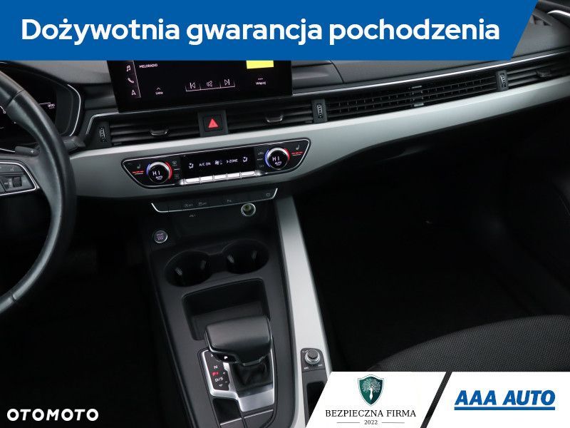 Audi A4 Limousine - 10