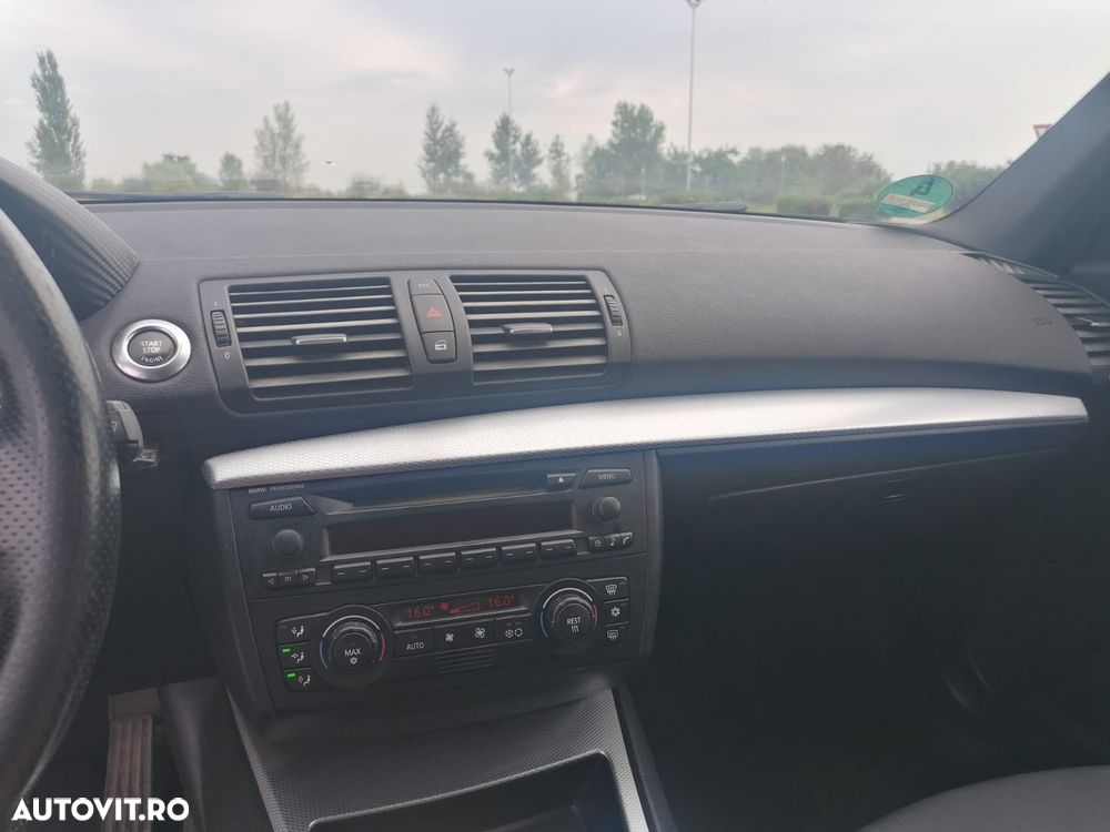 BMW Seria 1 118i - 11